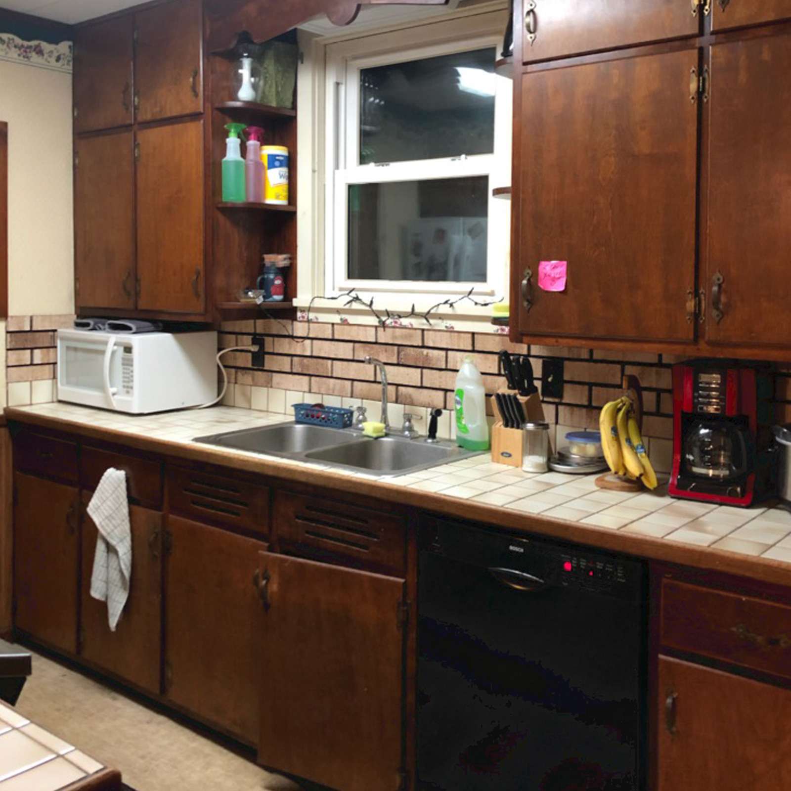 Entry 69 - Undesirable cabinets that need to be replaced